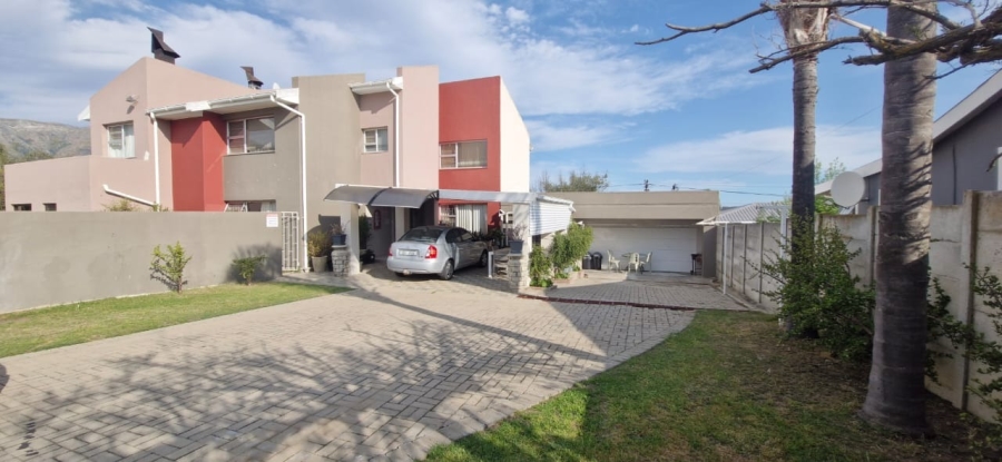 15 Bedroom Property for Sale in Porterville Western Cape